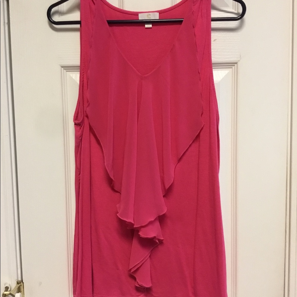 Sleeveless pink top